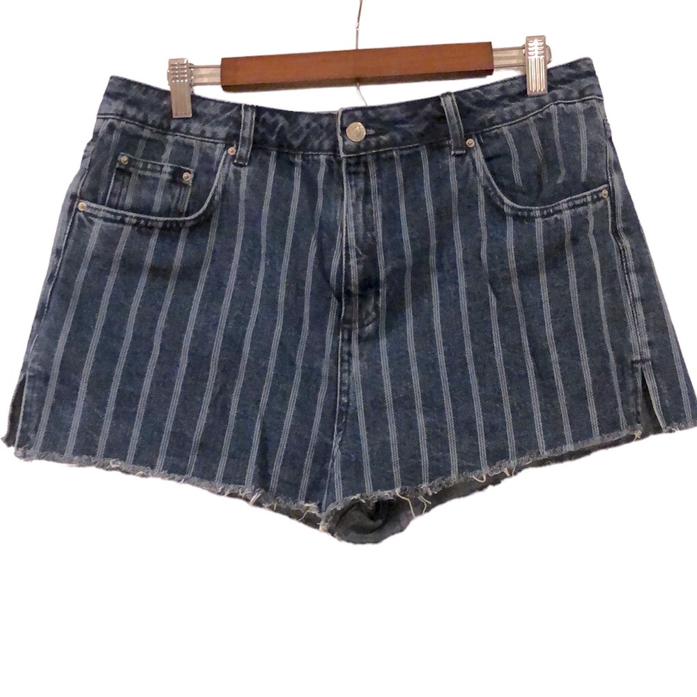 TOPSHOP MOTO MOM HIGH WAISTED CUTOFF STRIPED BLUE DENIM JEAN SHORTS SIZE 12